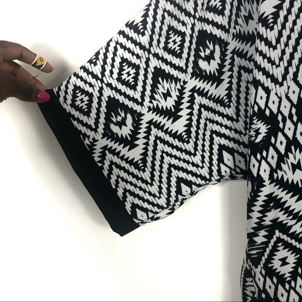 Monteau | Open Tribal Print Cardi Blazer - Picture 3 of 8